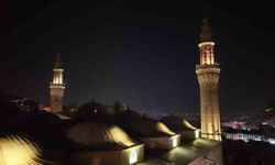 Bursa'da Mevlid Kandili Ulu Cami'de dualarla idrak edildi