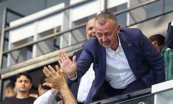 Büyükakın'dan galibiyet tebriği: 'Her hafta daha iyi olacağız'
