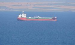 Çanakkale Boğazı'ndan geçen tankerde baca yangını