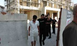 Çatıya çıkan işçi para hesabına yatınca aşağıya indi