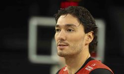 Cedi Osman: 'Kendi taraftarımızın önünde çok önemli bir maça çıkıp galibiyetlerimizle devam etmek istiyoruz'