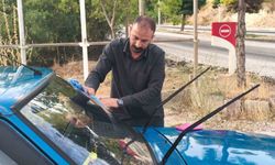 Çocukluk hayali gerçeğe dönüştü: 32 yıllık aracına gözü gibi bakıyor