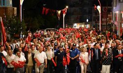 Demirci'de Kurtuluş Festivali görkemli kortej yürüyüşüyle başladı