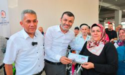 Denizli'de üreticinin yüzü Büyükşehir ile gülüyor