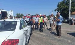 Edirne'de iki otomobil çarpıştı: 3 yaralı