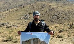 Elazığlı sporcudan Ağrı Dağı'nda 30 Ağustos Zafer Bayramı tırmanışı