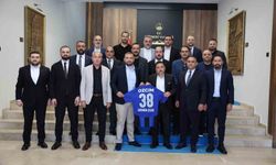Erciyes 38 FK yönetiminden Vali Çiçek'e ziyaret