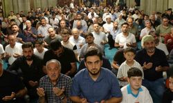 Erzurum'da Mevlid Kandili'nde camiler doldu taştı