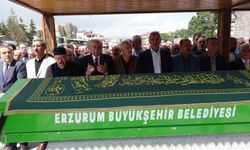 Gazeteci Öztürk Akkök dualarla uğurlandı