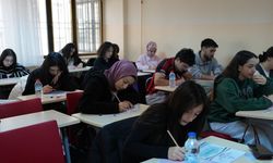 Gençlerin üniversite yolculuğunda Denizli Büyükşehir desteği