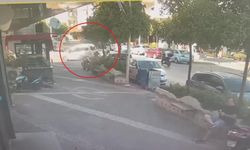Hafif ticari araçla motosikletin çarpışma anı kamerada: 1 yaralı
