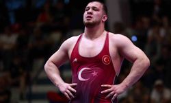 Hakan Büyükçıngıl'dan Akdeniz Oyunları'nda altın madalya