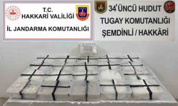 Hakkari'de 2 çuval uyuşturucu ele geçirildi