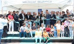 Hayrat Cami ibadete açıldı