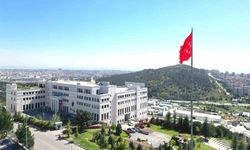 Hem üniversiteye hem mesleğe hazırlık