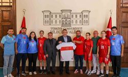 İşitme Engelliler Genç Kız Futsal Milli Takımı, Bilecik'te kampa girdi