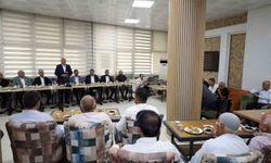 Kahta'da muhtarlarla istişare toplantısı yapıldı