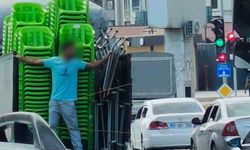 Kamyonetin kasasında tehlikeli yolculuk