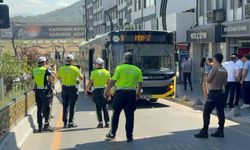 Karabük'te belediye otobüsü yayaya çarptı: 1 yaralı