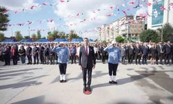 Kartal'da 30 Ağustos coşkusu çelenk töreniyle başladı