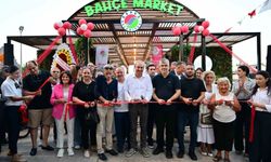 Kepez Belediyesi Bahçe Market'i Dokumapark'ta hizmete açtı