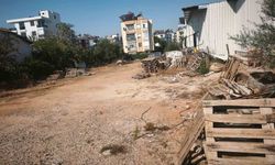 Kepez'de 30 kamyon atık temizlendi: 5 firmaya ceza kesildi