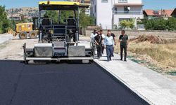Kırıkkale Belediyesi, Osmangazi Mahallesi'nin yollarını yeniliyor