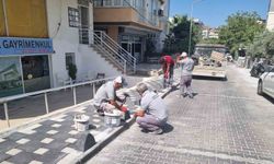 Kuşadası'nda eskiyen yollar yenileniyor