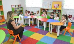 Kuşadası'nda miniklerin eğitim yolculuğu Çocuk Gelişim Merkezi'nde sürüyor