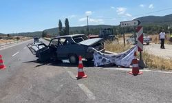 Kütahya'da otomobiller çarpıştı: 1 ölü, 4 yaralı