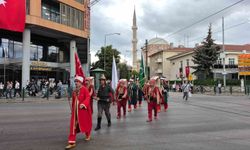 Mehteran takımını gören adam adeta çocuklar gibi sevindi