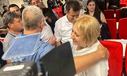 Menderes Belediyesi AK Parti'ye geçti