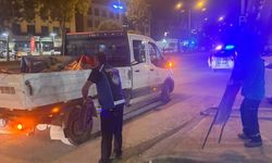 Mevzuata aykırı tabela ve reklam panoları kaldırılıyor