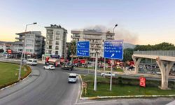 Milas'ta 5 katlı binanın çatısında yangın