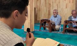 Minik yürekler Kur'an-ı Kerim'i güzel okumak için yarıştı