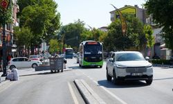 Niğde Belediye Başkanı Emrah Özdemir'e 'çevreci başkan' plaketi
