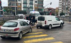 Niğde'de 3 araç birbirine girdi: 1 yaralı