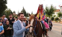 Nikfer'de Gurbetçi Şenliği coşkusu yaşandı