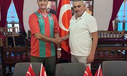 Osmanelispor 'İmparator' lakaplı Hasan Kol ile 'yola devam' dedi