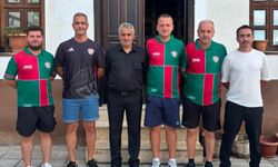 Osmanelispor, şampiyon kadro ile yola devam
