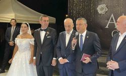 Özgür Özel, Yeni Parti Sakarya İl Başkanının düğününe katıldı