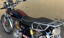 Park halindeki motosiklet çalındı