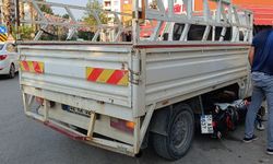 Pikap ile motosiklet çarpıştı, motosiklet sürücüsü yaralandı