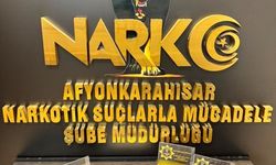 Polis durdurduğu iki otomobilde uyuşturucu ele geçirdi