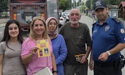 Polis vatandaşları bilgilendirdi