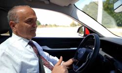 Projesinde çalıştı, hizmetlerini test etti