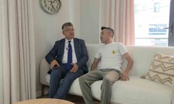Rektör Kızıltoprak'tan 18 yıl sonra yeniden uyuyabilen Gazi Mehmet Tüfek'e anlamlı ziyaret