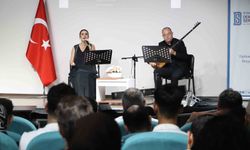 Sanatçılar Yaprak Sayar ve Alper Uzkur, denetimli serbestlik yükümlüleriyle bir araya geldi