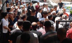 Silahlı saldırıda öldürülen baba ve oğluna hüzünlü veda