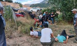 Sivas'ta traktör şarampole devrildi: 4 yaralı